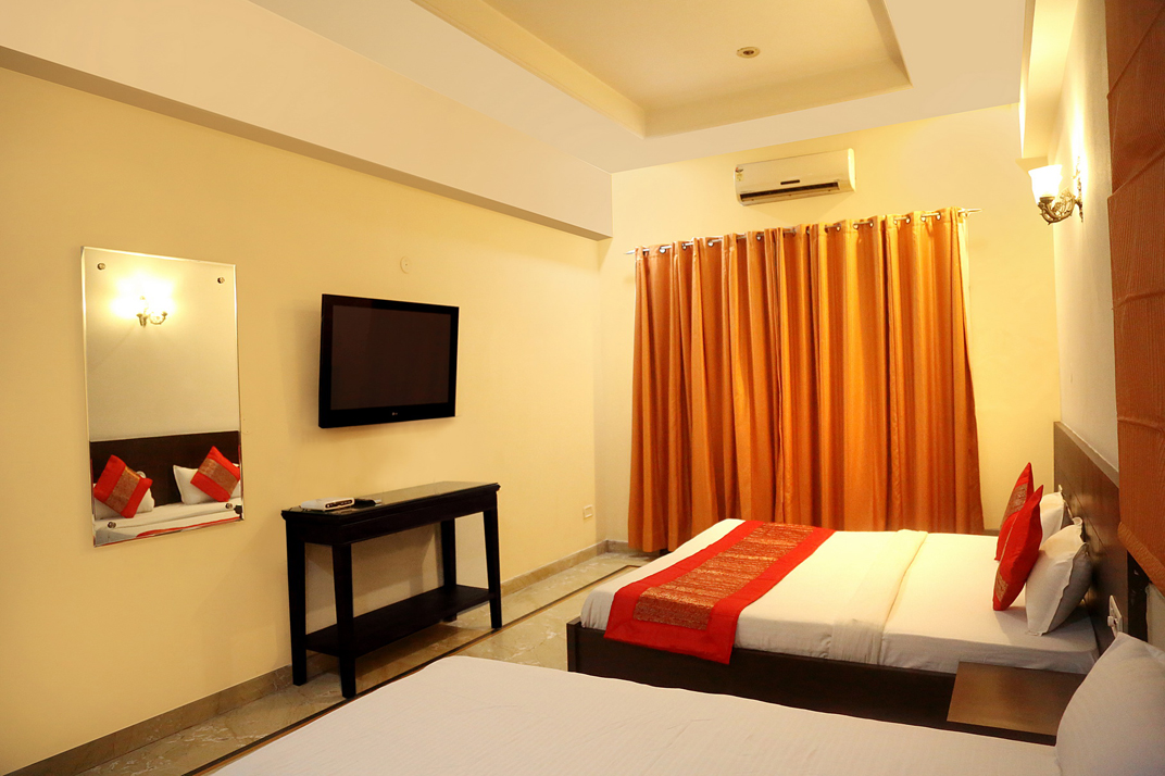Hotel 42 Amritsar
